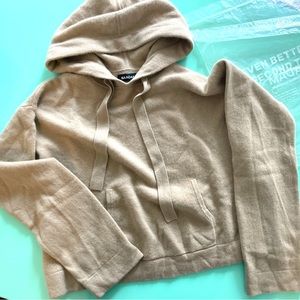 Nadaam camel cropped cashmere hoodie M